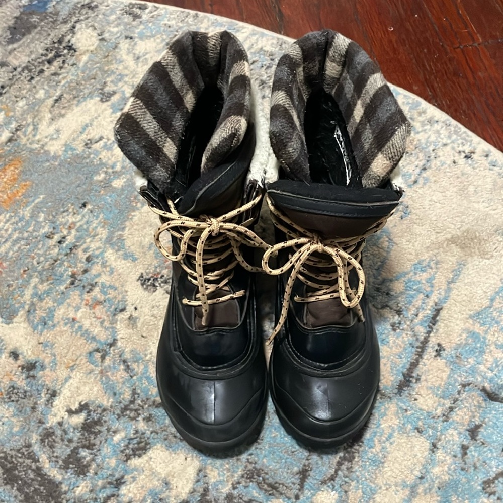 KAMIK WINTER BOOTS